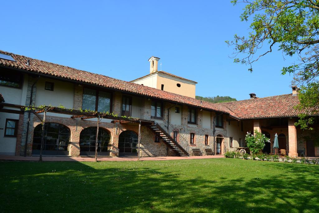 Agriturismo La Pieve Dogliani Exterior photo