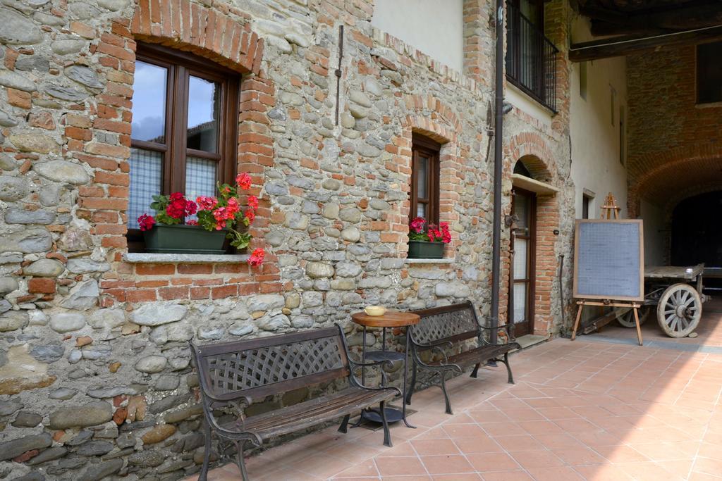Agriturismo La Pieve Dogliani Exterior photo